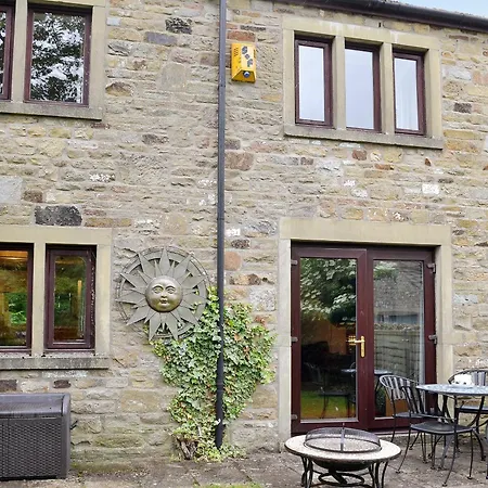 Semesterbostad Fell View *